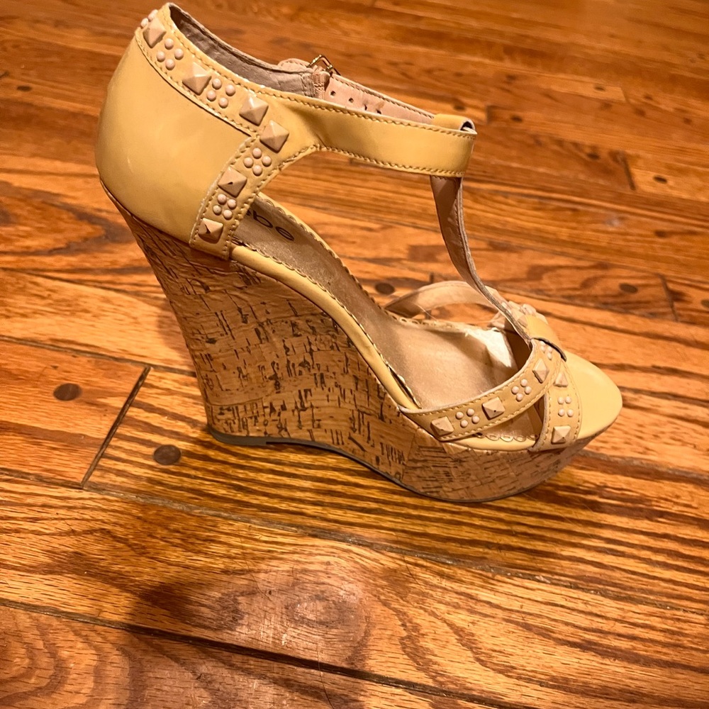 Bebe sandals